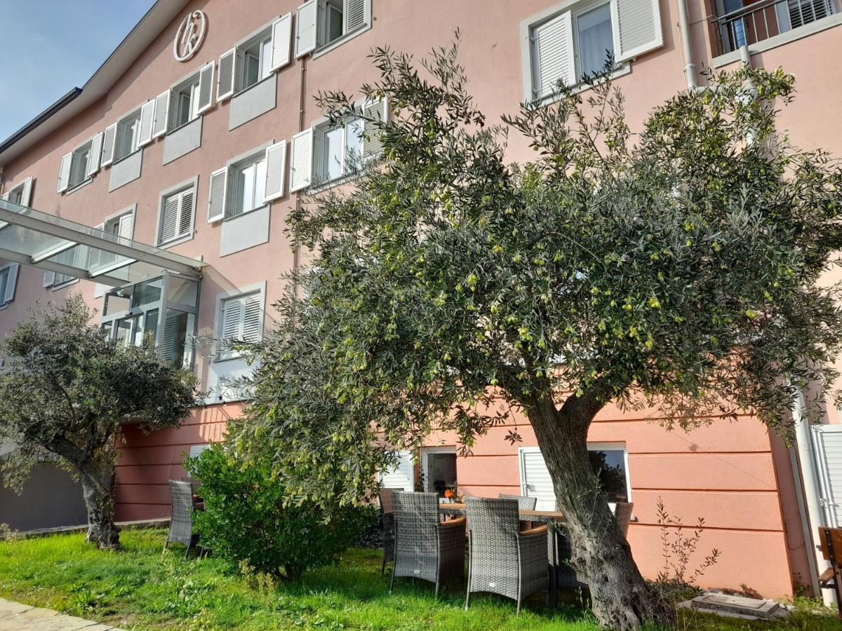 Hotel Kozana Доброво Экстерьер фото