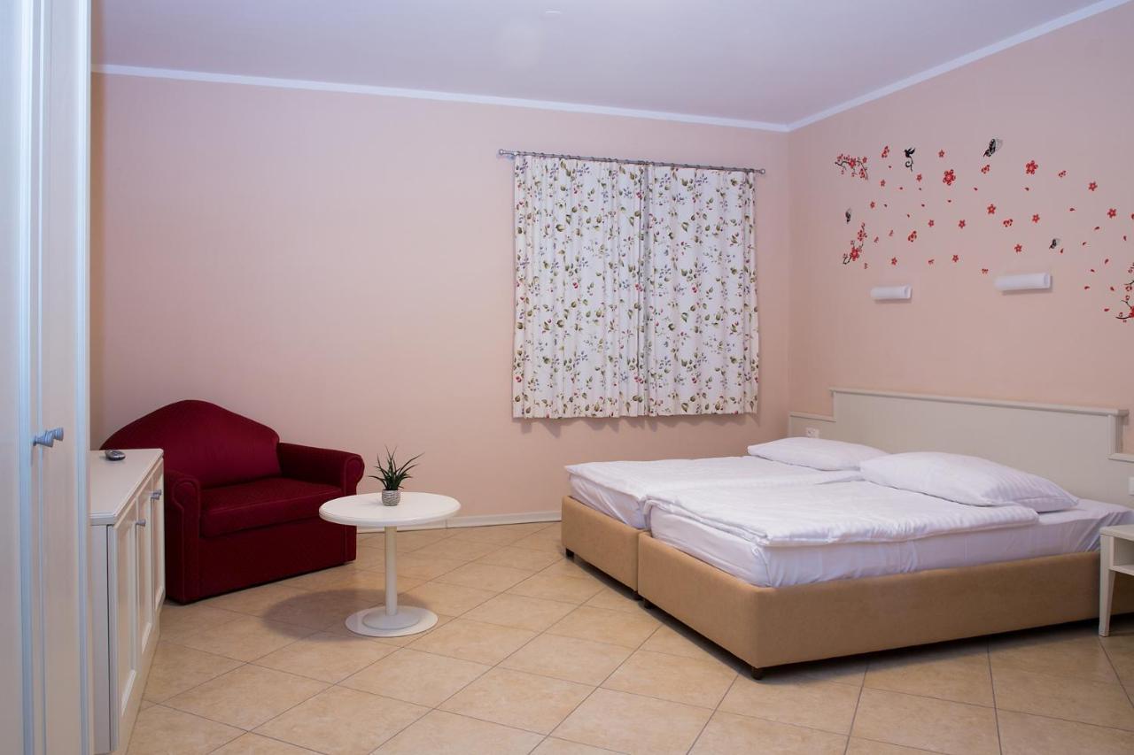 Hotel Kozana Доброво Экстерьер фото