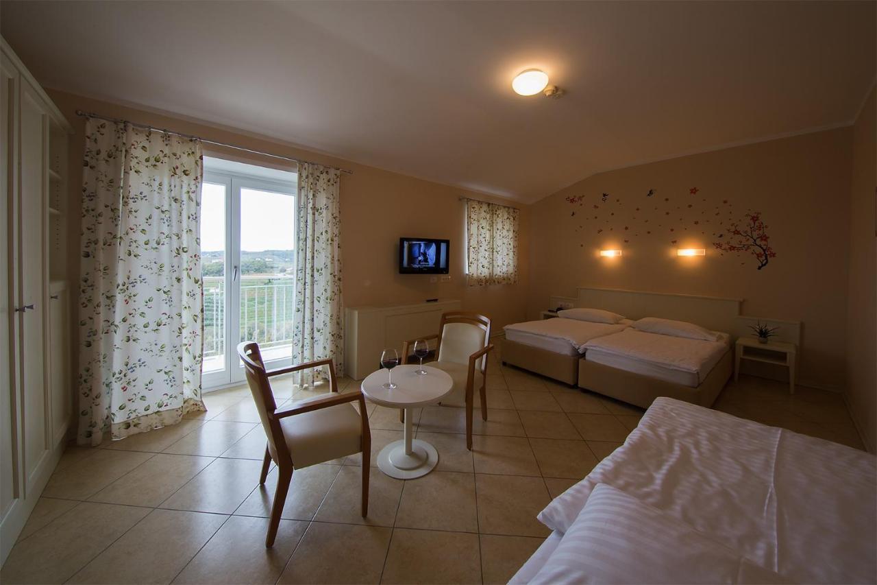 Hotel Kozana Доброво Экстерьер фото