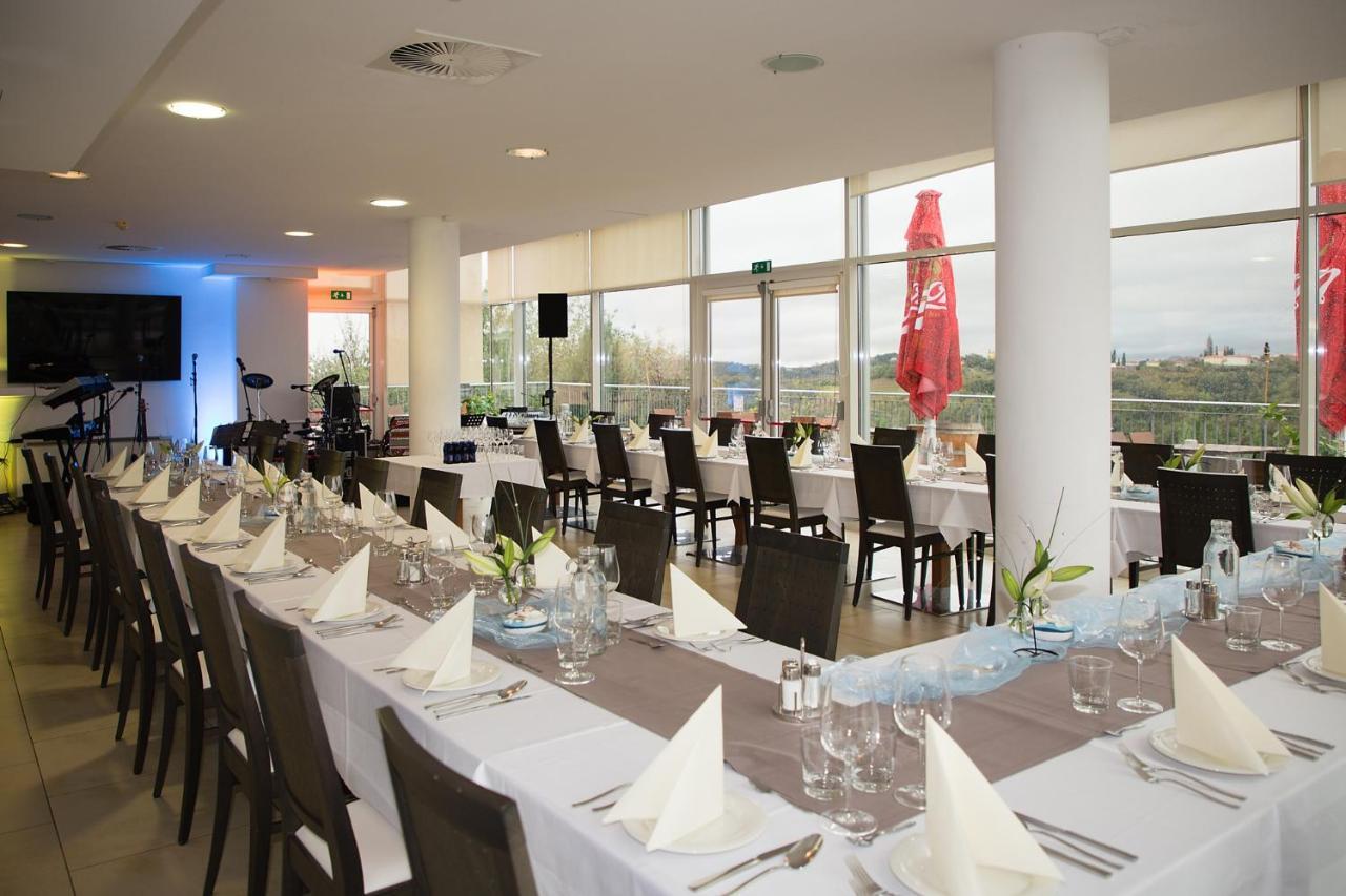 Hotel Kozana Доброво Экстерьер фото