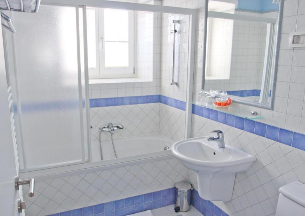 Hotel Kozana Доброво Номер фото